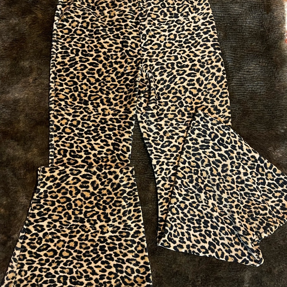 Cheetah print felt bell bottoms 🐆